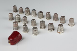 A silver thimble Birmingham 1936, 14 others - 1 cased and 4 plated ditto 