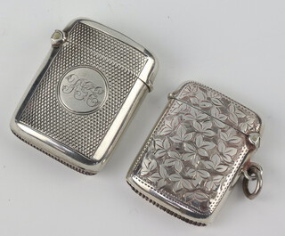 An Edwardian silver vesta Birmingham 1902, a ditto Birmingham 1901, gross weight 48 grams 