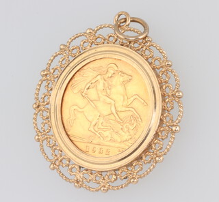 A sovereign 1932, contained in a 3.7 gram 9ct mount  