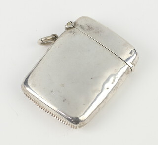 An Edwardian silver vesta Birmingham 1908, 32 grams gross