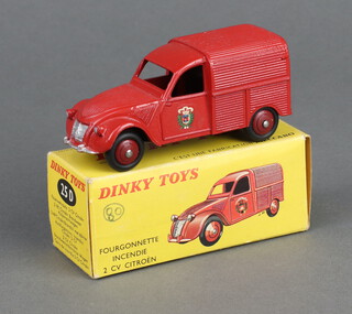 French Dinky Toys, a Fourgonnette Incendie Citroen 2CV in red 25D, boxed