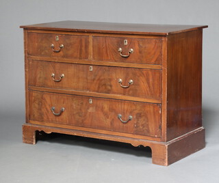 An Edwardian inlaid mahogany chest of 2 short and 2 long drawers with brass swan neck drop handles, raised on bracket feet 77cm h x 107cm w x 53cm d 