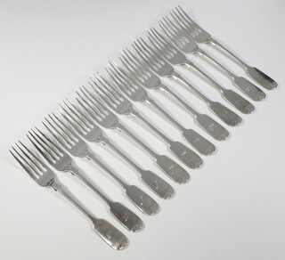 Twelve Victorian silver Old English dessert forks with engraved armorial Exeter 1854 363 grams