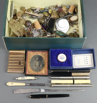 A Continental silver mechanical pocket watch (a/f), a silver paper knife and minor pens, costume jewellery etc