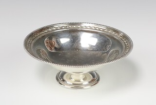 An Edwardian silver tazza, Sheffield 1907, 123 grams 