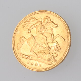 A half sovereign 1901