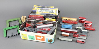 A collection of Lonestar N gauge railway locomotives, platforms and other accessories 