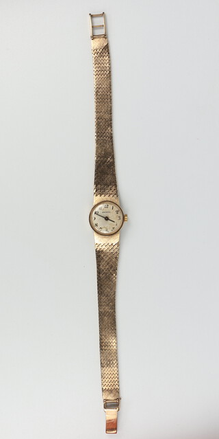 A lady's 9ct yellow gold Zenith wristwatch on a mesh bracelet, gross weight including glass 21.6 grams 