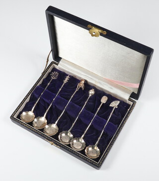 A set of Chinese white metal teaspoons 43 grams 