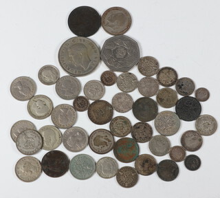 A small quantity of pre-1947 coinage and other coins, 50 grams 