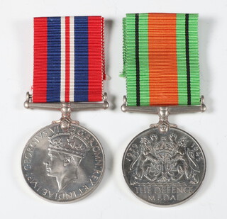 Two Second World War medals comprising War medal and Defence medal 