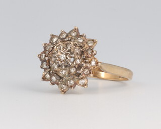 A 9ct yellow gold diamond ring 3.3 grams 