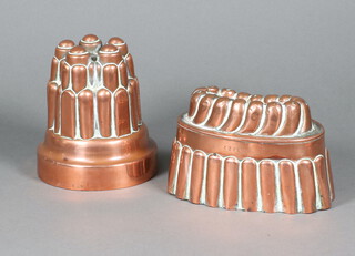 A Benham Victorian jelly mould with sceptre mark 465 13cm x 12cm and a 19th Century oval ribbed copper jelly mould marked 5385 10cm x 16cm x 10cm (slightly misshapen and dented to the top) 