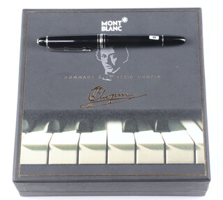 A Mont Blanc Frederic Francois Chopin Platinum Line fountain pen, boxed and with CD 