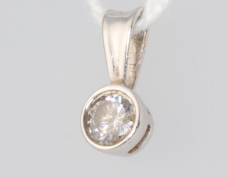 A white metal single stone diamond pendant 0.25ct, 0.5 grams, 12mm 