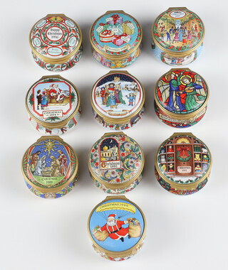 Ten Halcyon Days enamelled Christmas boxes 1991-2000, all 4cm, all boxed 