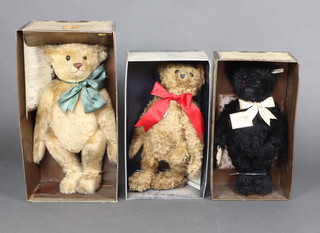 Steiff, limited edition teddy bears - Barle Bear 35BB PB 35cm no.1870 of 6000 (cellophane to lid missing), British Collectors Bear 1912 Replica no.1481 of 3000, (cellophane missing to lid), ditto 1907 Replica Bear no.941 of 2000 (cellophane to box lid missing) 