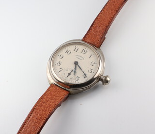 A gentleman's vintage steel cased Ingersoll wristwatch inscribed Ingersoll Wrist with seconds at 6 o'clock, the movement numbered 69096596, contained in a 38mm case  