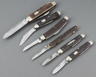 H C Fritz a 3 bladed pocket knife with horn grip 8cm, Camillus a 4 bladed pocket knife with horn grip 8cm,  George Wostenholm a twin bladed pocket knife with horn grip 7cm, and 3 others Harris Brothers, Howson and Johnson (6)