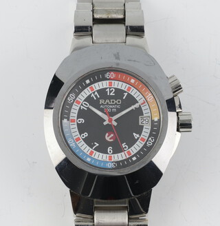 A gentleman's steel cased Rado Diastar calendar chronograph wristwatch contained in a steel bracelet and strap 40mm, boxed 