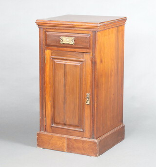 An Edwardian mahogany pot cupboard fitted a drawer above cupboard enclosed by panelled door, 94cm h x 49cm w x 48cm d 