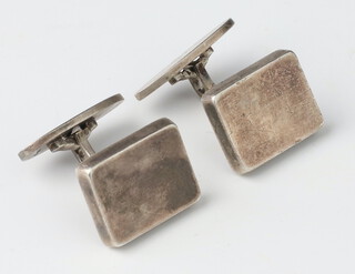 A pair of Georg Jensen silver rectangular cufflinks no.84, 19.5 grams 