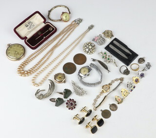 A lady's 9ct yellow gold wristwatch, a gold tie pin and stud, minor costume jewellery 