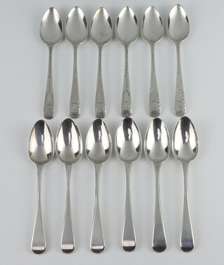 Six George III and 6 William IV silver teaspoons, rubbed marks, 167 grams  