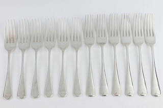 Twelve silver dessert forks Sheffield 1958 and 1959, maker A E Poston & Co Ltd (6) and 6 Viners Ltd 554 grams 