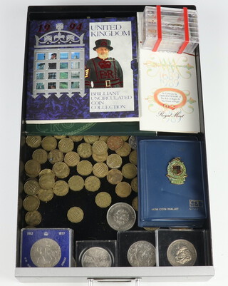 Two brilliant uncirculated coin sets 1989 and 1994, minor coins and crowns 