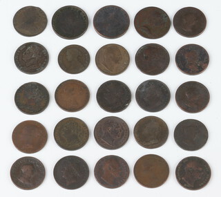 A collection of 25 British farthing coins 