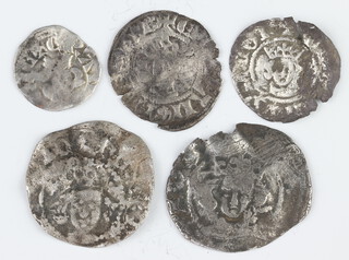 A group of 5 medieval silver pennies and half pennies of the Norman and Plantagenet periods 1066-1399 