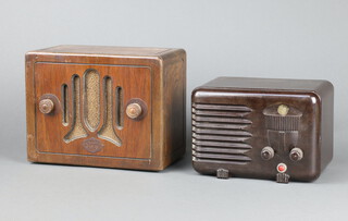A wood veneered Kingston Gypsy USA valve radio from 1934  (minor surface scratches), together with a Miniradios Ltd Pixie Valve Radio (modified)