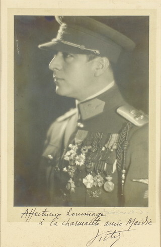 Photograph, French Army Officer inscribed 29Y19 