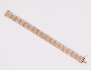 A 9ct 3 colour bracelet 18cm, 10.9 grams 