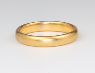 A 22ct yellow gold wedding band size M, 4.5 grams 