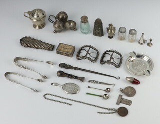 A miniature silver hand mirror Birmingham 1914, a condiment, ashtray and minor items, weighable silver 212 grams
