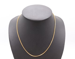 A yellow metal 18k necklace 45cm, 4.9 grams 