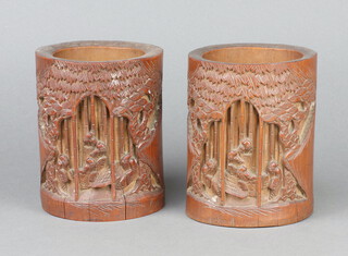 A pair of Chinese carved bamboo brush pots 14cm 