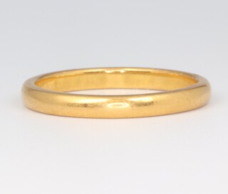 A 22ct yellow gold wedding band, size R, 4.1 grams