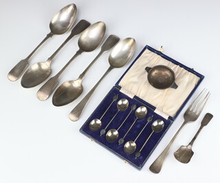 An Edwardian miniature silver quaich Birmingham 1902, 5 silver table spoons, a fork and sugar shovel, together with 6 silver bean end coffee spoon, gross weight 479 grams