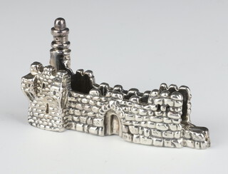 A 925 standard model of a castle 9cm, 35 grams 