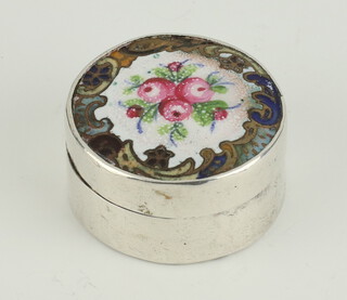A Victorian silver enamelled pill box 2.5cm, London 1878, 16.3 grams 