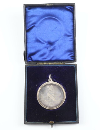 A Victorian silver rowing club medallion Birmingham 1894 29 grams, cased 