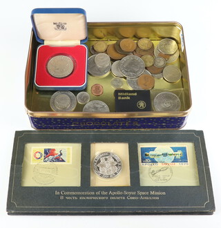 A 1975 Apollo/Soyuz space mission commemorative medallion and minor coins 