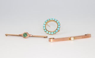 Two yellow metal bar brooches and a turquoise mounted circular ditto, 8.9 grams gross 