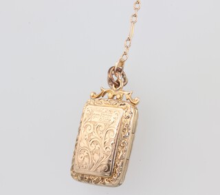 A 9ct yellow gold necklace 5 grams, 70cm and a gilt locket 