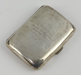 Of Royal Flying Corps interest, a silver cigarette case engraved to C Middleton on his 21st Birthday from his chums in HD-Q-RFlight 16 Squadron RFC, Chester 1916, 51 grams 