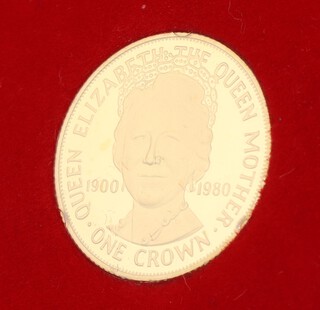 A 1980 Queen Elizabeth Queen Mother 22ct gold commemorative one crown  