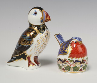 Two Royal Crown Derby Imari pattern paperweights - Robin nesting with gold stopper 7cm, puffin LX11 12cm 